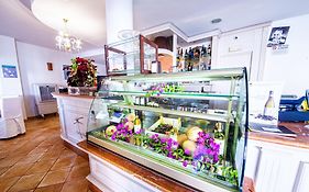 Hotel il Faro di Molara