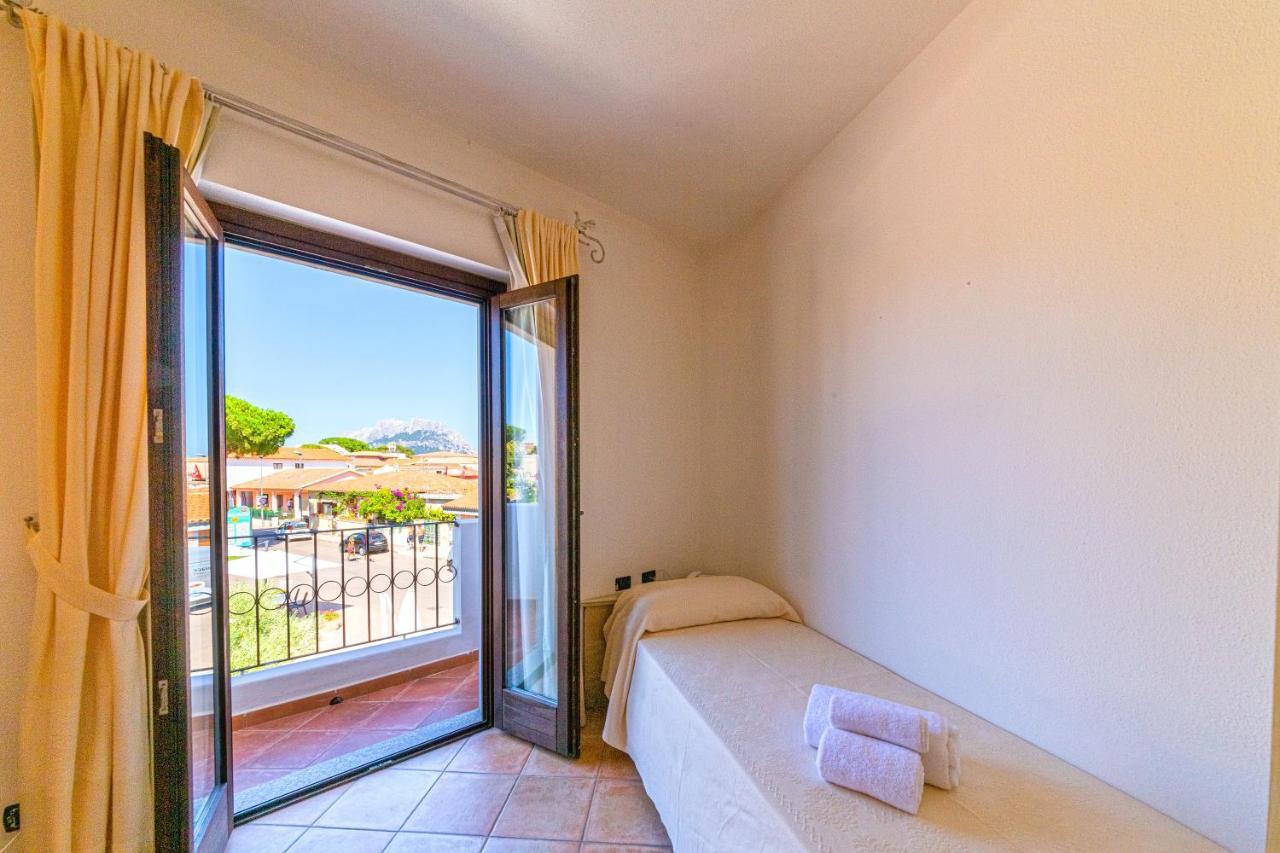 Hotel il Faro di Molara Porto San Paolo  Esterno foto