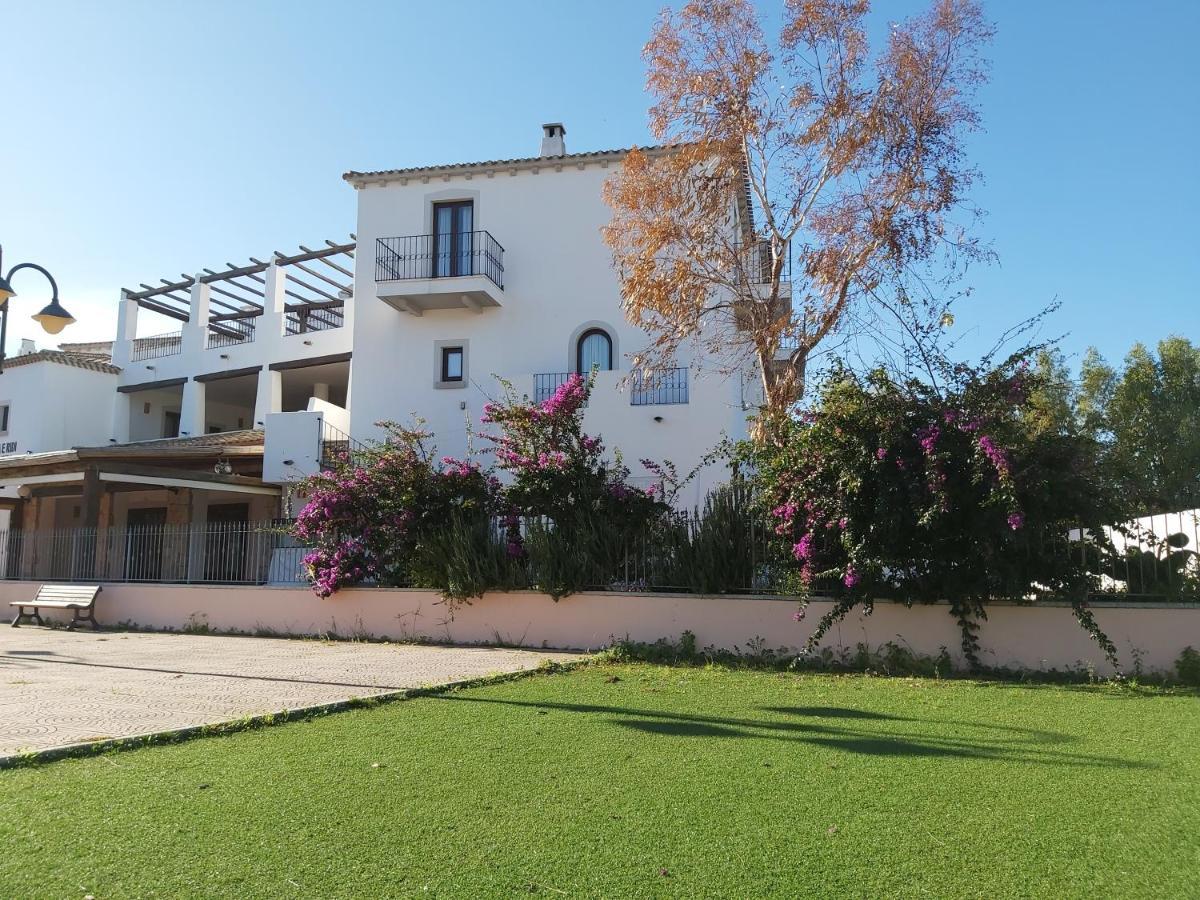 Hotel il Faro di Molara Porto San Paolo  Esterno foto